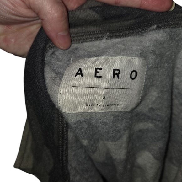 Camo Crop Print Quarter-Zip Pullover - Picture 5 of 5